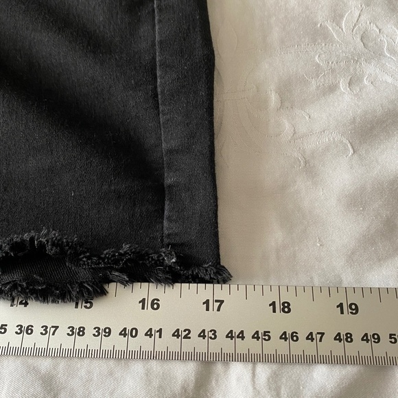 Garage Clothing Women's Black Stretchy Denim Mini Skirt Size‎ Small - Picture 12 of 13